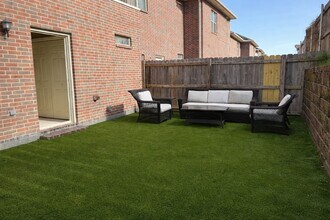 114 Forest Dr Loop in College Station, TX - Building Photo - Building Photo