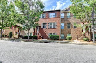 3332 Twinrose Pl in Alpharetta, GA - Building Photo