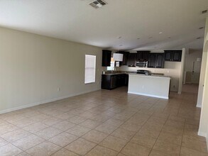 10206 Stedfast Ct in Ruskin, FL - Foto de edificio - Building Photo