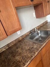 66 Preston St, Unit Second Floor in Hartford, CT - Building Photo - Building Photo