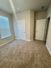 16032 Farringdon St in Northlake, TX - Building Photo - Building Photo