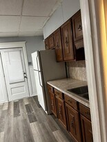 418 N Main St in Simpson, PA - Building Photo