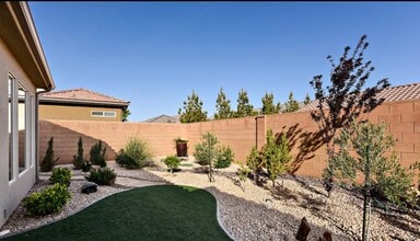 1556 W Songbird Dr in Saint George, UT - Building Photo - Building Photo
