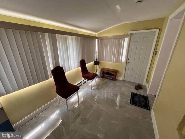 112 Hazelhurst Ave in Ewing Township, NJ - Building Photo - Building Photo