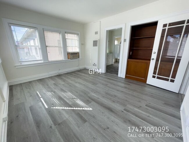 803 Lindaraxa Park N in Alhambra, CA - Foto de edificio - Building Photo