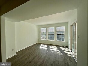 58 Millstream Rd in Laurel Springs, NJ - Building Photo - Building Photo