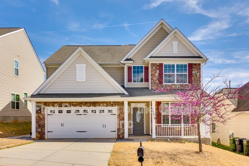 16619 Broadwing Pl in Charlotte, NC - Building Photo