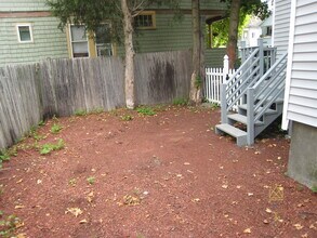 57 Day St in Boston, MA - Foto de edificio - Building Photo