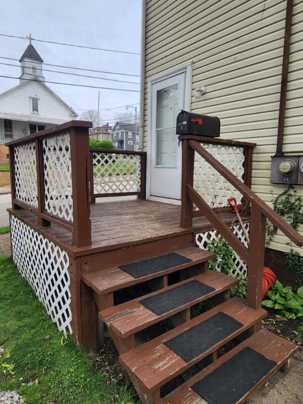 1010 W Tuscarawas AveUnit 2 Rentals in Barberton, OH