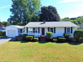 45 Beresford St in Lawrence, MA - Building Photo