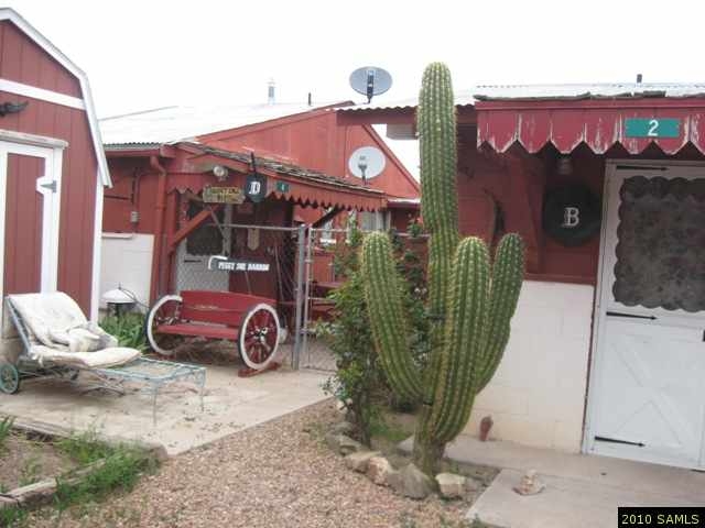 912 E Allen St in Tombstone, AZ - Foto de edificio