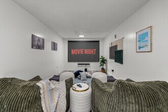 1271 Woodlawn St in Clearwater, FL - Building Photo - Building Photo