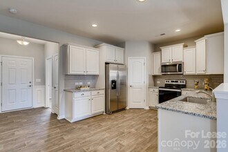 126 Canada Dr in Statesville, NC - Building Photo - Building Photo