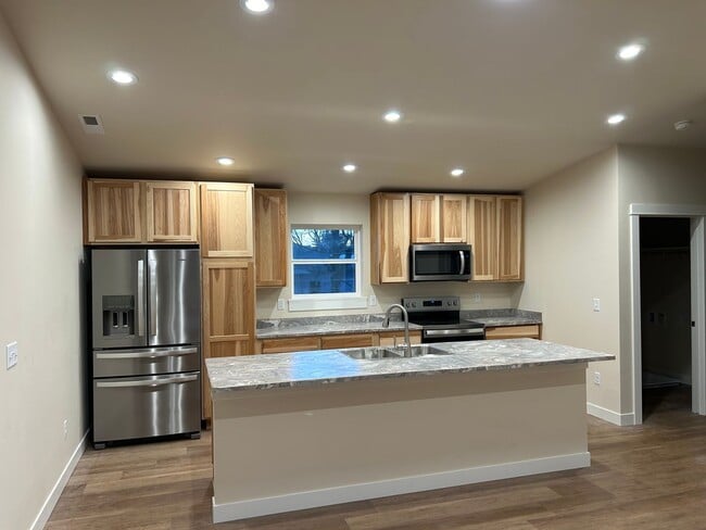 306 N 21st Ave in Bozeman, MT - Building Photo - Building Photo