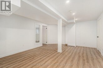 1665 Teakdale Ave in Ottawa, ON - Building Photo - Building Photo