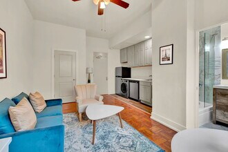 1100 N La Salle Dr in Chicago, IL - Building Photo - Building Photo