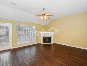 11635 Dempsey Dr in Arlington, TN - Foto de edificio - Building Photo