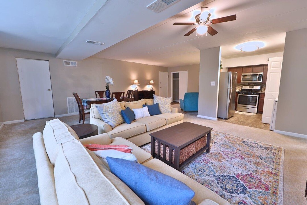 Flora Park Apartments Photo