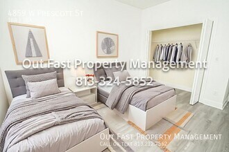 4859 W Prescott St in Tampa, FL - Building Photo - Building Photo