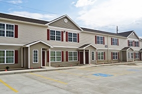 Huron Pheasant Run Apartments in Huron, SD - Foto de edificio