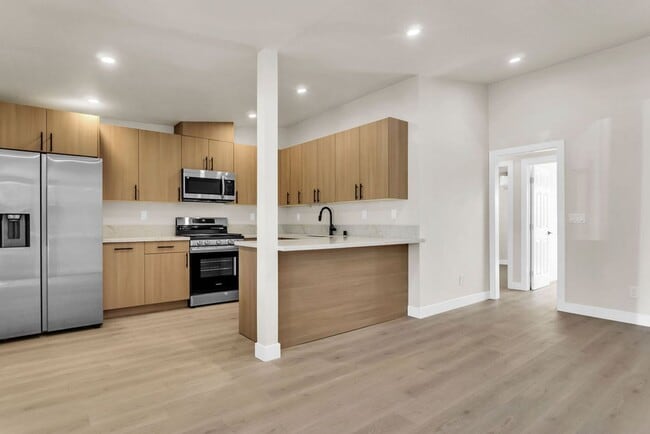 1035 S 39th St in San Diego, CA - Building Photo - Building Photo