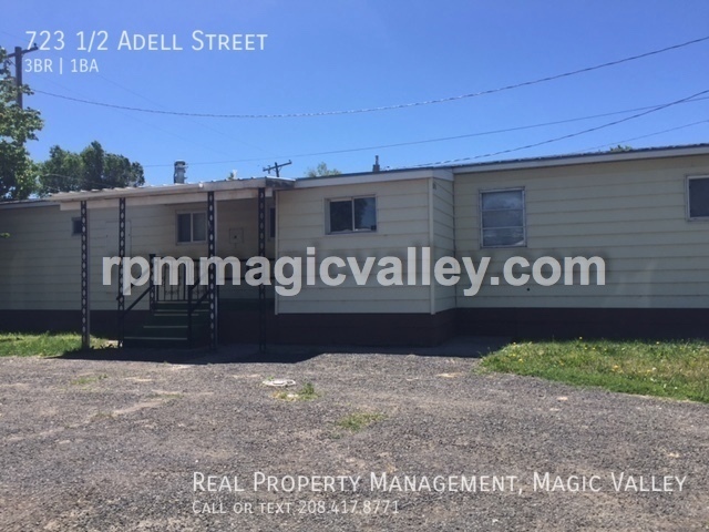 723 Adell St in Filer, ID - Building Photo - Building Photo