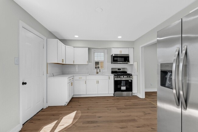 1715 Houston Ave in Joliet, IL - Building Photo - Building Photo