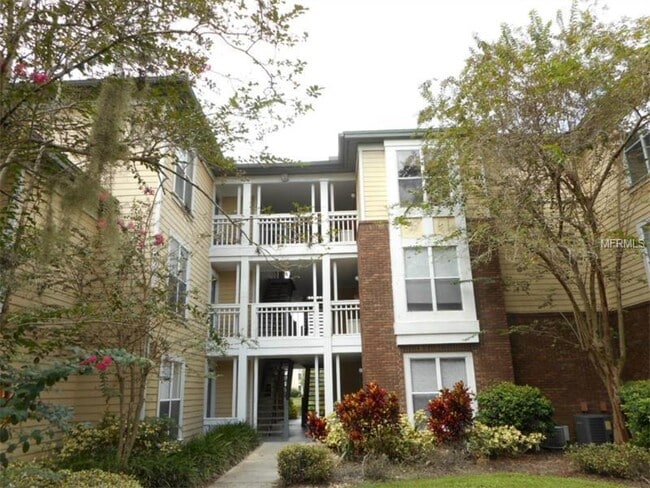 property at 4115 Chatham Oak Ct