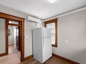 1236 Maple Ave, Unit B in Arbutus, MD - Foto de edificio - Building Photo