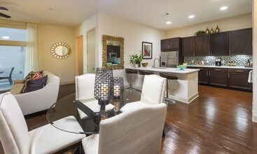 14401 Mackilsee Ln in Houston, TX - Building Photo - Building Photo