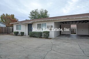 1834-1834 Rose Ave in Modesto, CA - Building Photo