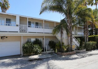 11901 W Washington Blvd in Los Angeles, CA - Building Photo - Building Photo