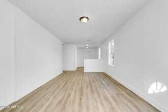 2971 Warrington St in Jacksonville, FL - Building Photo - Building Photo