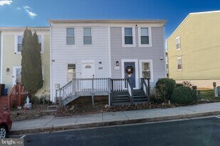 2917 Hickory Leaf Way in Silver Spring, MD - Building Photo