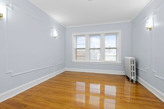 8005-07 S Champlain Ave Chicago IL in Chicago, IL - Building Photo - Interior Photo