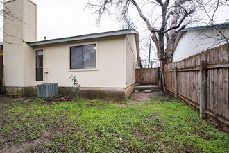 604 Misty Morning Way in Round Rock, TX - Building Photo - Building Photo
