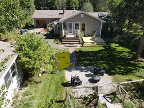 16 Willey Rd in Kennebunkport, ME - Building Photo - Building Photo