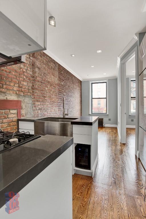 120 1st Ave. in New York, NY - Building Photo - Building Photo