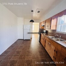 3751 Pure Atlantic Rd in Groves, TX - Building Photo - Building Photo