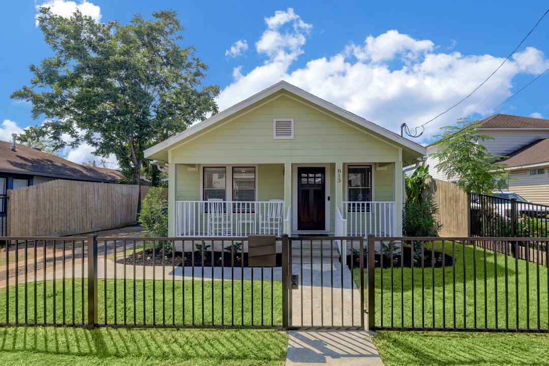 813 Dorothy St in Houston, TX - Foto de edificio