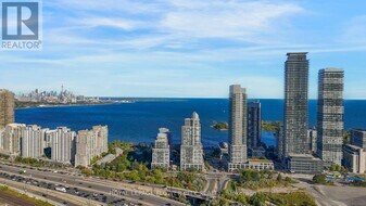 38 Annie Craig Dr in Toronto, ON - Building Photo