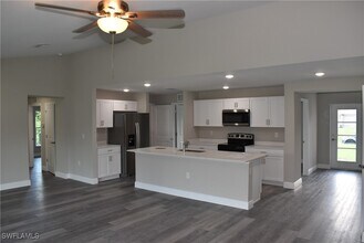 2278 Brewster Rd in North Port, FL - Building Photo - Building Photo