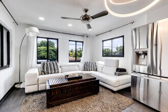 168 NW 53rd St in Miami, FL - Building Photo - Building Photo