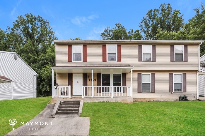 4801 Hawksbury Rd in Pikesville, MD - Building Photo