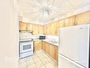 71 Vanier Dr in Kitchener, ON - Building Photo - Building Photo