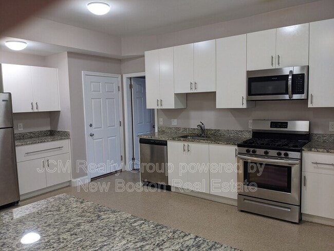 property at 44 Waverly St