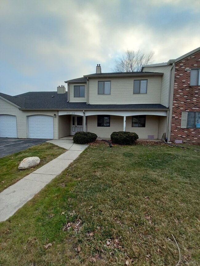 2115 Tupelo Ln in Chesterton, IN - Building Photo - Building Photo