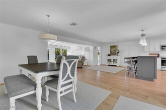 367 Mooring Line Dr in Naples, FL - Building Photo - Building Photo