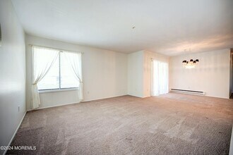 59 Amberly Dr in Englishtown, NJ - Building Photo - Building Photo