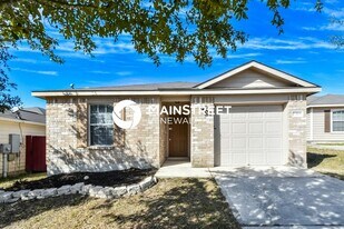 11215 Pecan Canyon in San Antonio, TX - Building Photo